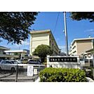 中学校「広島市立可部中学校まで888ｍ」