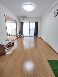 居間