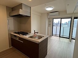 居間
