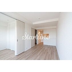 コンフォリア・リヴ大森西 504 5階2LDKのリビング/ダイニング