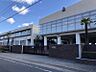 周辺：滝ノ水中学校まで　750m　徒歩約10分●校訓「信頼」を基礎として、心身ともに健康で、自ら考え、行動できる人間を育成する。校訓は信頼。挑戦し学び続ける滝中生