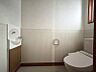 トイレ：1、2、3階にそれぞれトイレがあります。階段の昇り降りを減らせます。