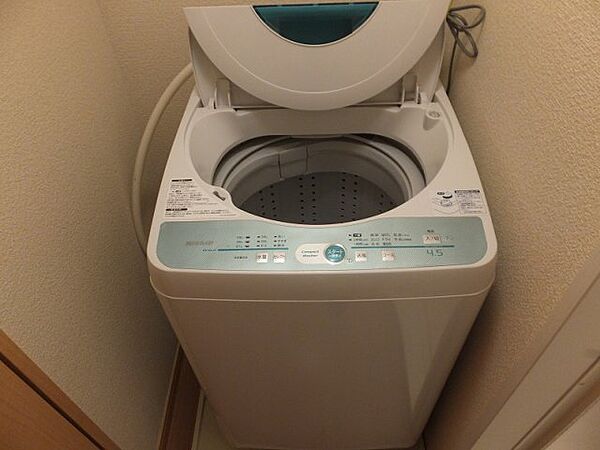 画像7:洗濯機