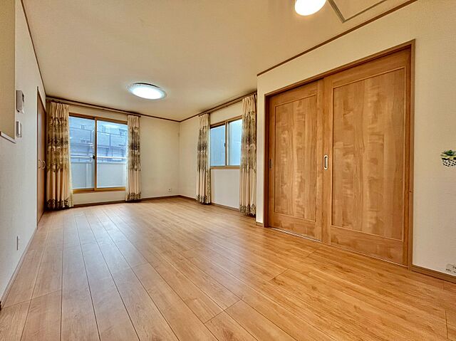 リビング/ダイニング 荒川区西日暮里6丁目