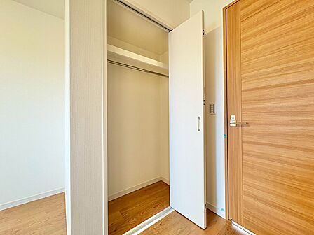 暮らし心地を大きく左右する収納を、適材適所に配置し使い勝手を考慮しました。