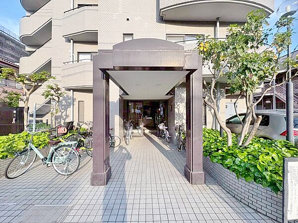 エントランスを拡大表示