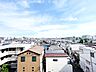 バルコニー：窓を開けると広がる青空。心をリフレッシュして日々を過ごしていきましょう。