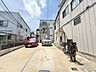 駐車場：本物件の駐車スペースです。車種制限のある場合もございますので、お気軽にお問い合わせくださいませ。