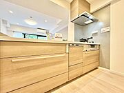 洗練されたスタイリッシュなデザイン性と使いやすさを備えた仕様。