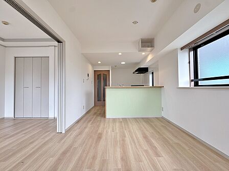 豊かな居住性と、安心感を満たすクオリティが見事に調和した住空間。