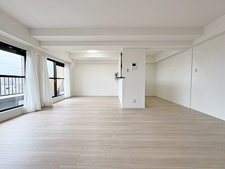 豊かな居住性と、安心感を満たすクオリティが見事に調和した住空間。