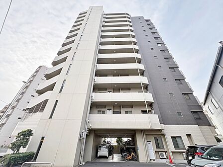 ライフプランニングからローンまで、一貫してご説明させていただきます。お気軽にお問い合わせくださいませ。