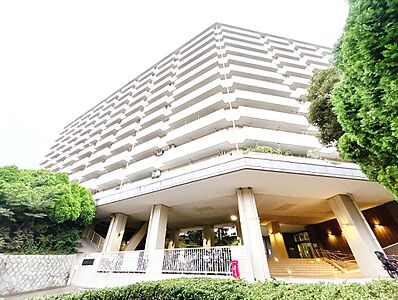 外観:資料には掲載していない情報が、現地にはたくさんあります。是非一度、現地をご確認ください。 外観:資料には掲載していない情報が、現地にはたくさんあります。是非一度、現地をご確認ください。