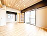 室内：快適に過ごす毎日を求めて、暮らしの中でご自身の「マイホーム」に創り上げてください。