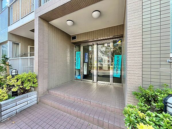 エントランスを拡大表示