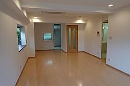 グランドキャッスル学芸大 1階2LDKのリビング/ダイニング