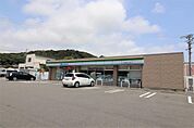 ファミリーマート 牧之原静波一丁目店（988m）