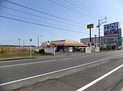 ココス 静波店（823m）