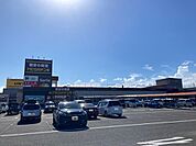 MEGAドン・キホーテUNY榛原店（497m）