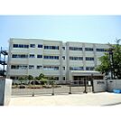 中学校「市立西浜中学校まで720ｍ」