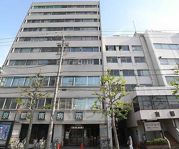 画像26:総合病院京都南病院まで1300m 西大路七条の交差点を東に入って頂いた七条通り沿いにあります。