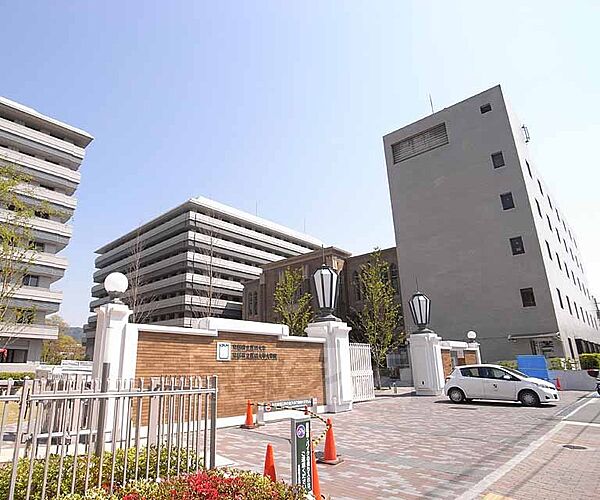 画像21:京都府立医科大学附属病院まで1200m 綺麗に改装済み。安心の総合病院です。