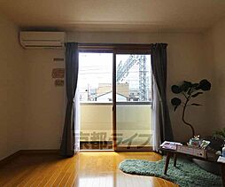 フラッティ梅小路 103 1階1Kのリビング/ダイニング