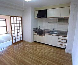 京都地下鉄東西線 西大路御池駅 徒歩9分の賃貸マンション 4階3LDKのリビング/ダイニング