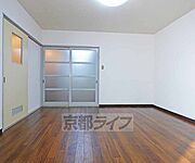 広々としたお部屋です。