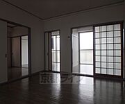 ダイニングを別角度から見た様子です。