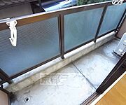 西向きのバルコニーです。