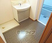 脱衣所も広め