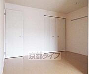 静かな室内です