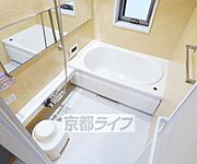 鏡の付いた便利なお風呂