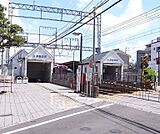 伊勢田駅まで1107m