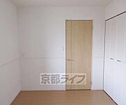 明るい洋室・