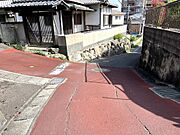 西側の前面道路！