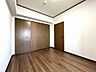 洋室：洋室約5.5帖！