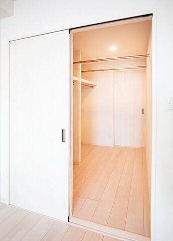 収納 ルグラン飯塚中央リバーテラス 2階/-