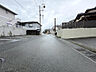 外観：前面道路