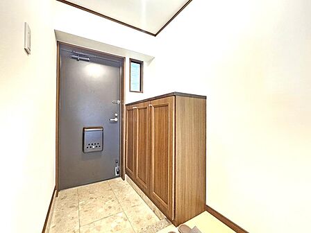 シューズBOX。