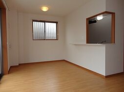 エル・グレイス 106 1階1LDKのリビング/ダイニング