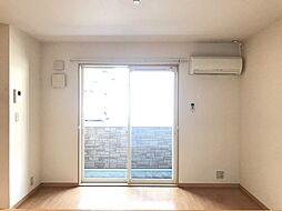 クレストールII 101 1階1LDKのリビング/ダイニング