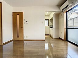 居間