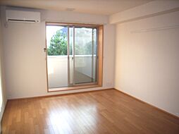 エルパレス 202 2階1Kのリビング/ダイニング