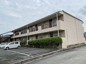 兵庫県宍粟市山崎町中井（賃貸アパート2LDK・1階・57.40㎡） その1