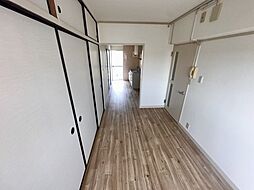 居間