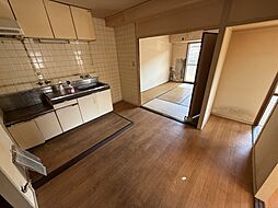 居間