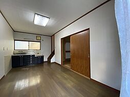 居間