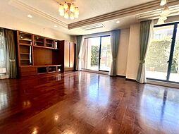 アーバンビュー甲子園口北町 3LDKのリビング/ダイニング